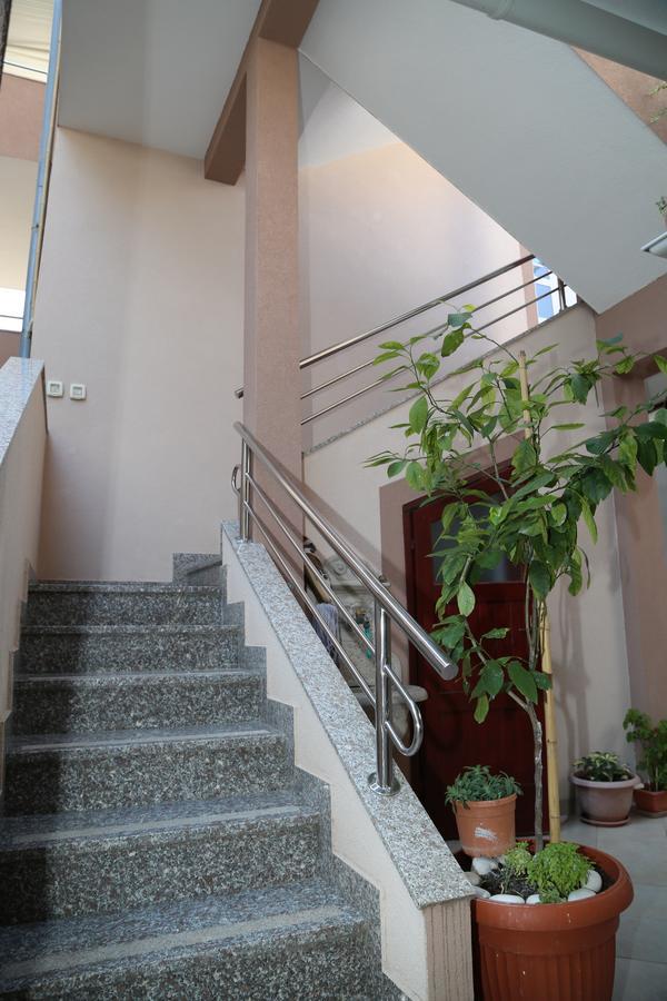 Apartments Dragica Милна Екстериор снимка